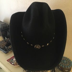 Austin black felt cowgirl hat.